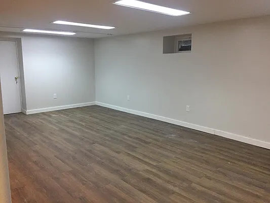 Rented by HFF Realty LLC | media 10