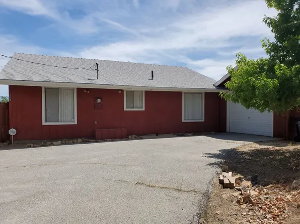 209 Lakeview Ter, Wofford Heights, CA 93285