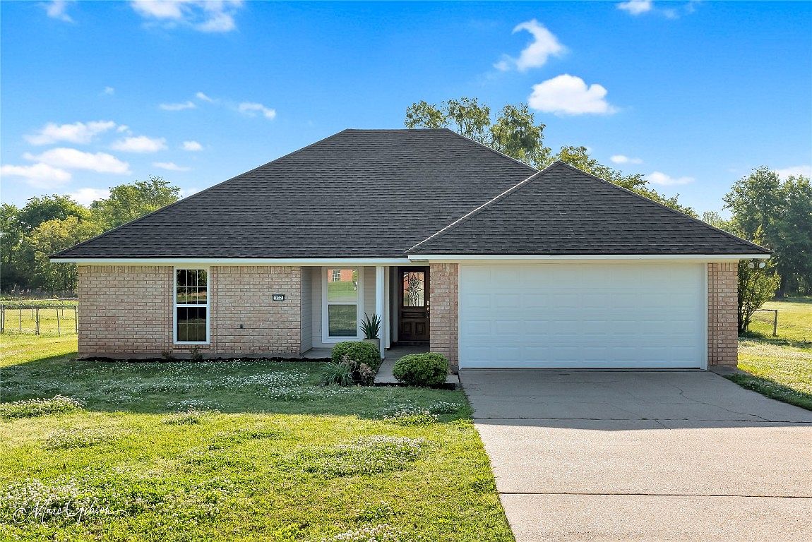 157 Robin Ln, Benton, LA 71111 MLS 20366136 Zillow