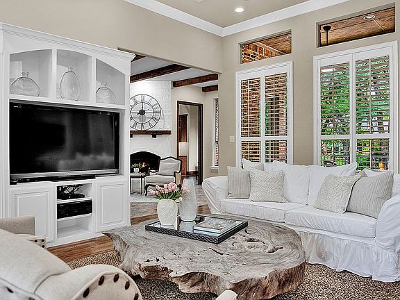 living plantation shutters