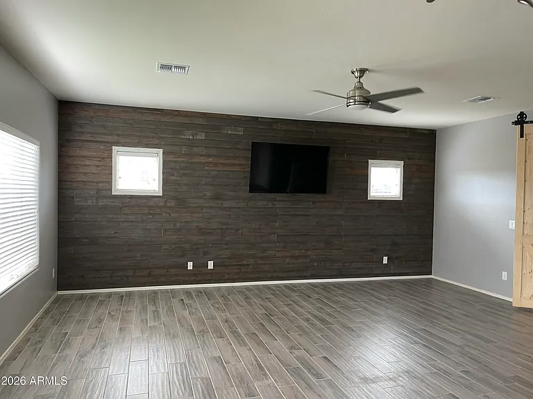 16357 N 180th Dr — Photo 3