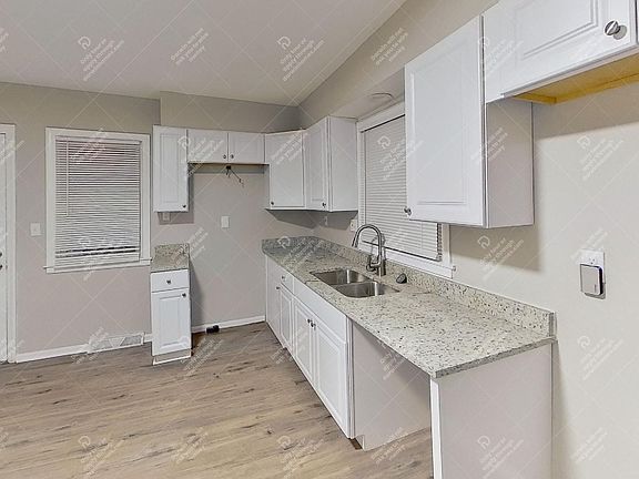 5th image of 4322 Laurel Ave