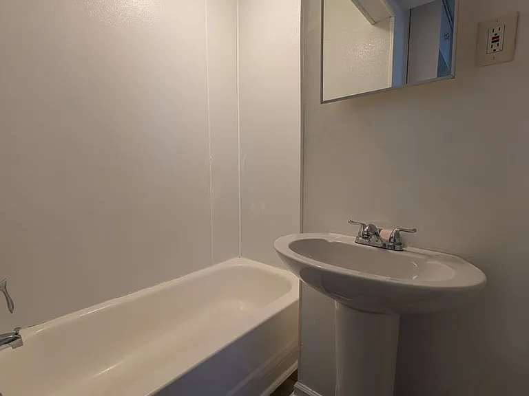 5118 Globe Ave — Photo 24