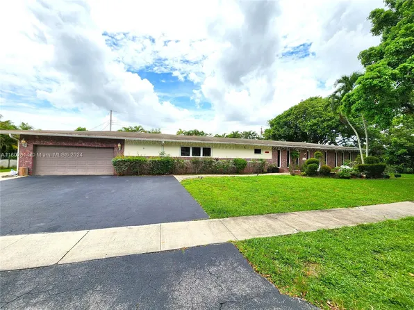 251 SW 61st Ave, Plantation, FL 33317