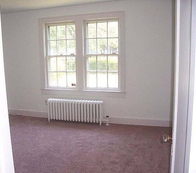 4th image of 315 FULLER Road