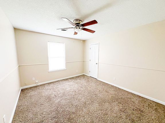 4th image of 317 Ashley St