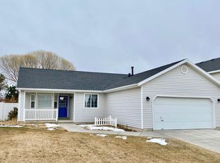 5444 S Midland Dr, Roy, UT 84067
