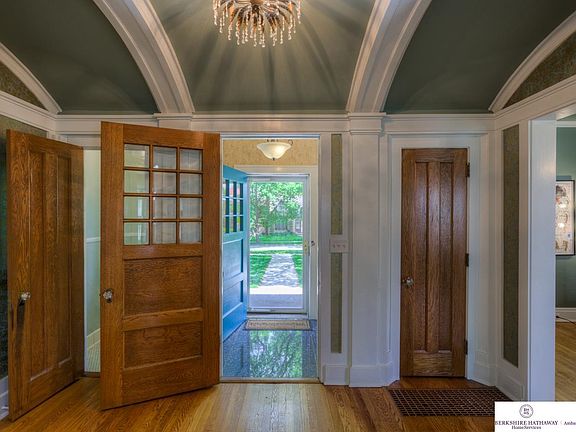 3rd image of 514 S 52nd St