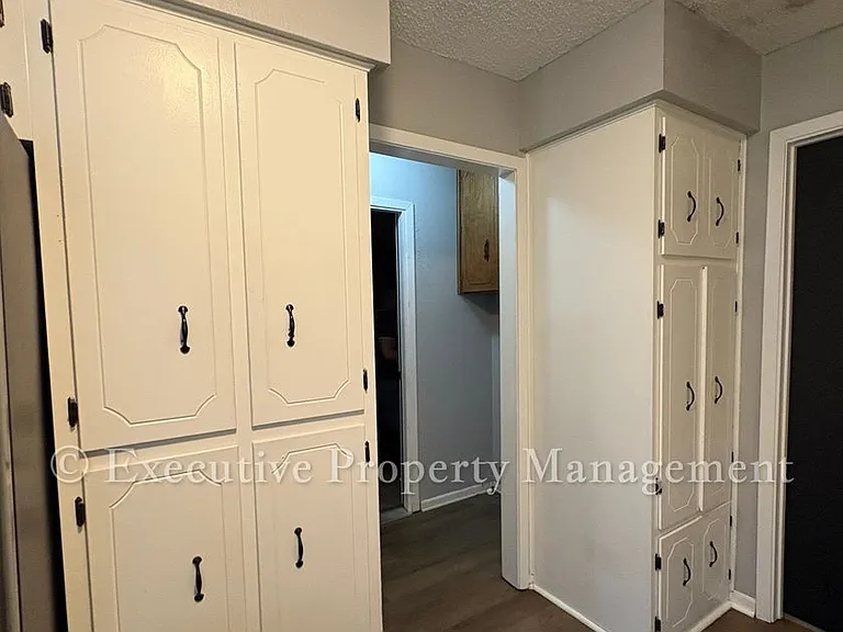 410 Jeffrey Ln — Photo 20