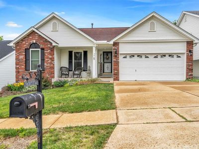 546 Winter Garden Dr, Fenton, MO, 63026