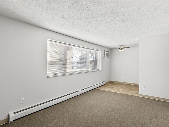 4th image of 3530 18th Ave S #1