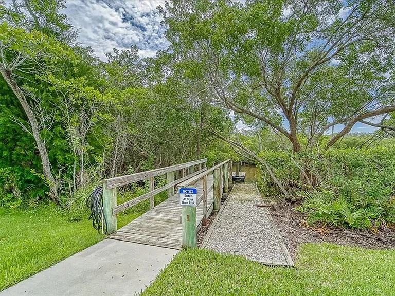 1343 Perico Point Cir #117 — Photo 96