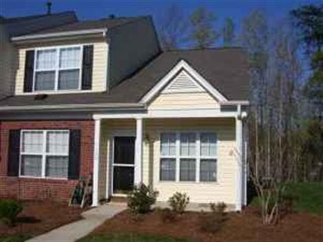1st image of 1130 Oak Blossom Way