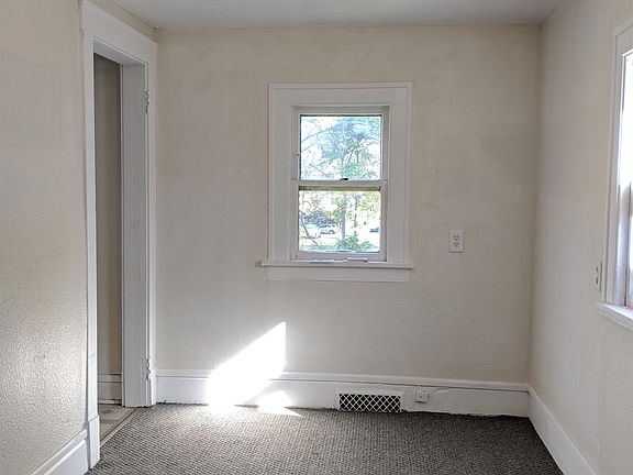2nd image of 429 Jilson Ave