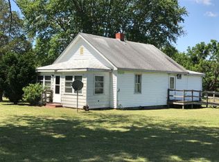 252 Wellfords Wharf Rd, Warsaw, VA 22572