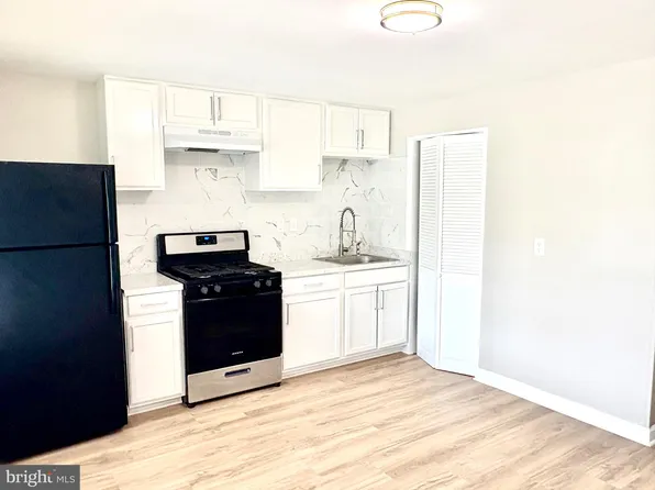 2502 Marbourne Ave, Baltimore, MD 21230