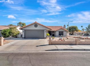 2332 Valleywood St, Henderson, NV 89014