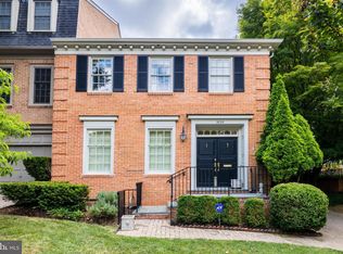 3828 N Tazewell St, Arlington, VA 22207