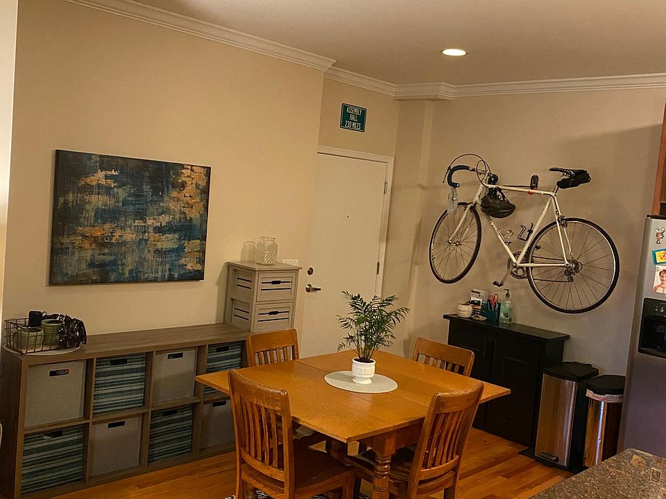 Dining Room, Entryway storage
