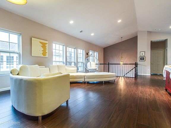 3rd image of 53 Sagamore Dr #53