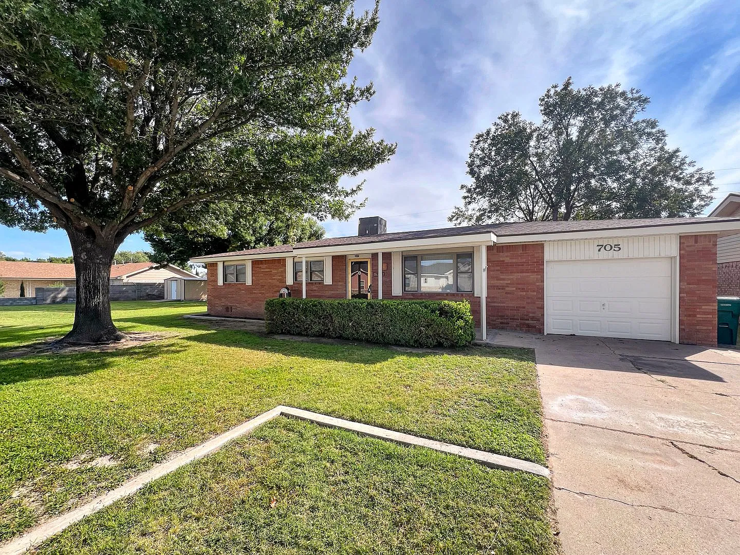 705 W Polk | Lovington, NM — Photo 2