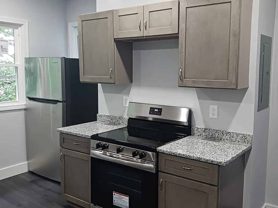 19 Rodney St #2