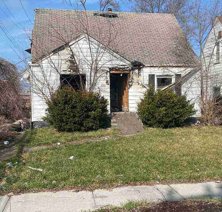 7225 Longacre