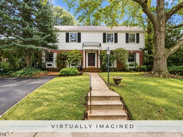 135 Voorhis Ave, River Edge Boro, NJ 07661