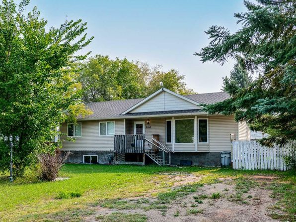 402 Queen St, Chauvin, AB T0B 0V0