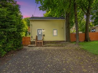 93 Grand St, Middletown, CT 06457