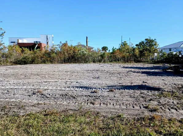 108 13th St, Mexico Beach, FL 32456