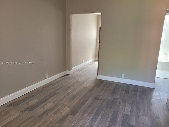 3rd image of 1777 Ali Baba Ave #5