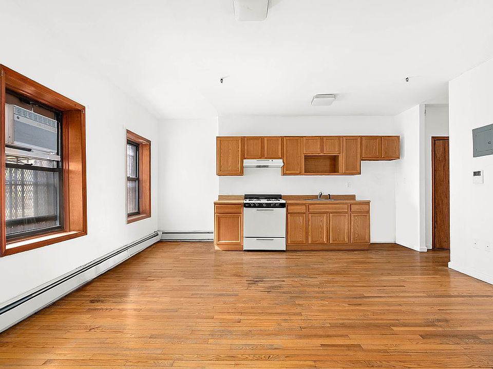 1st image of 454 Nostrand Ave #1