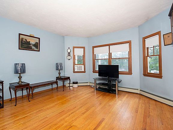 3rd image of 79-81 Assabet Ave