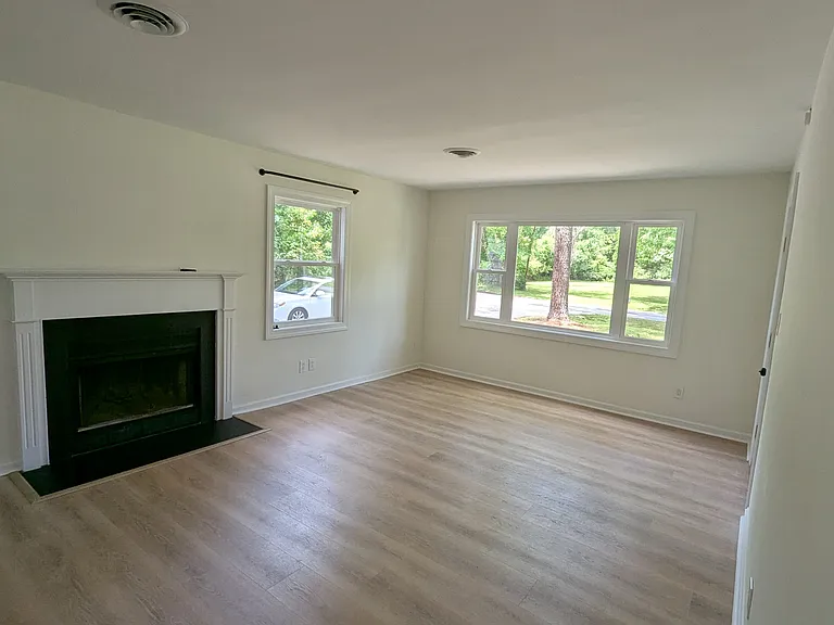 540 Neck O Land Rd — Photo 6