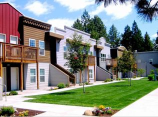 190 - Adams Street Apartments - "The Canoe Club" Bldg 2, Sisters, OR 97759
