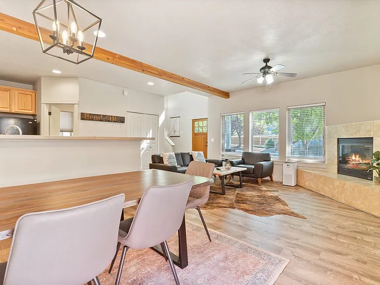 20184 Merriewood Ln — Photo 15