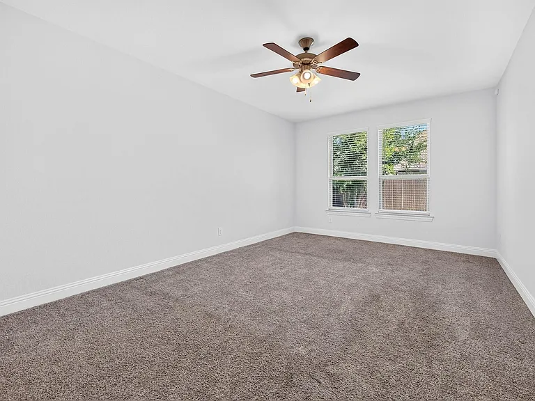 10920 Calvert Pl — Photo 21