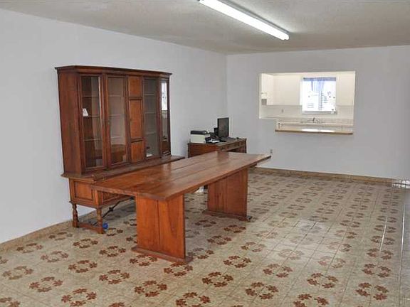5th image of 711 Jefferson Ave APT 2