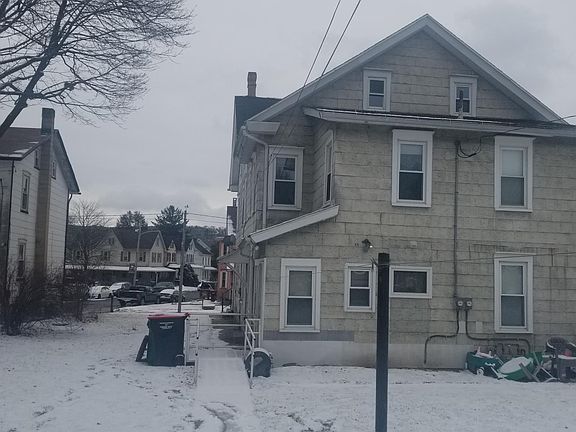 500 Mahoning Rear Yard with Sun Room