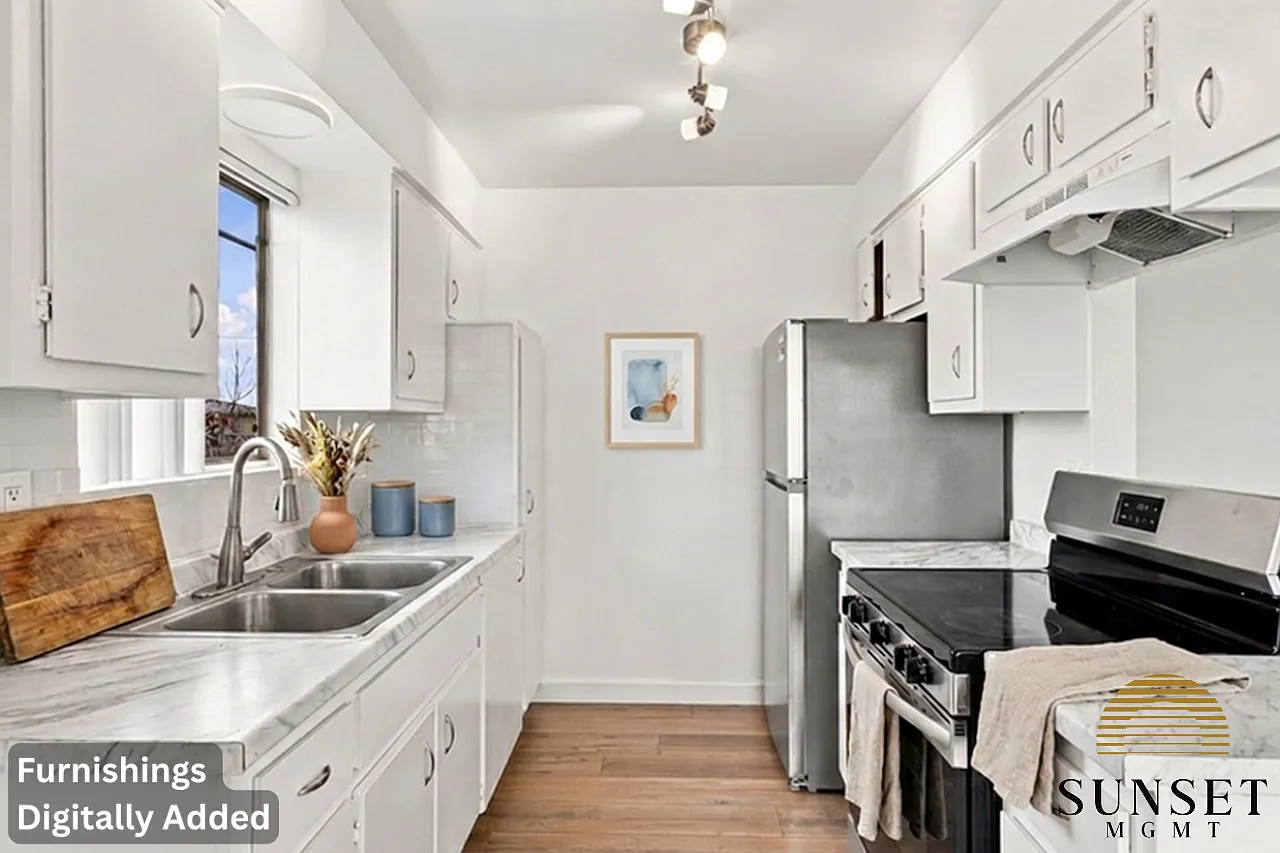 2 bed, 900 sqft, $3,012 — Photo 4