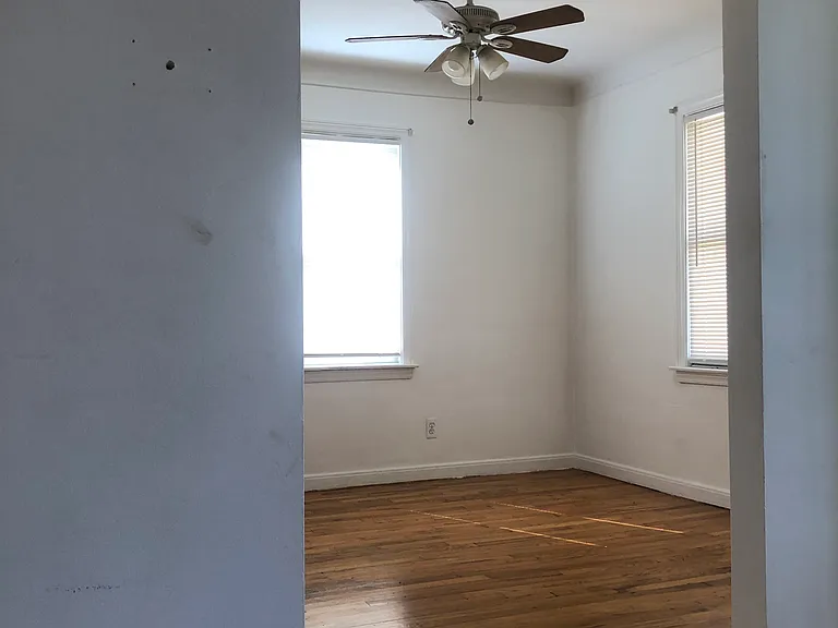 6506 Grandville Ave — Photo 9