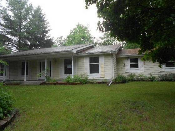 2nd image of 100 Waldemar Ct SW
