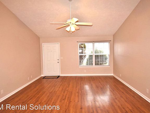 3rd image of 1438 Amal Dr