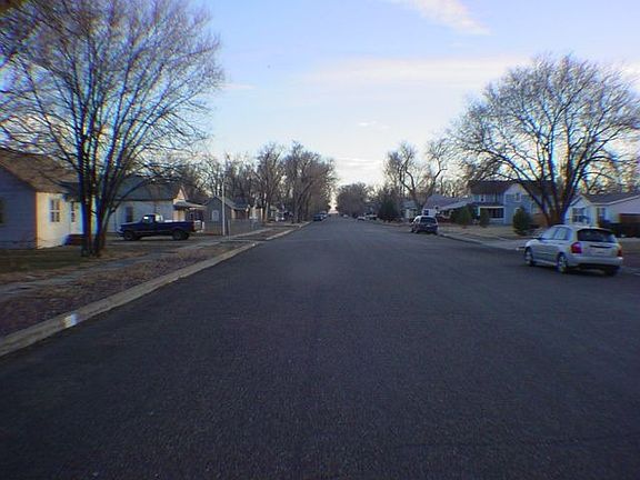 2nd image of 617 Otero Ave