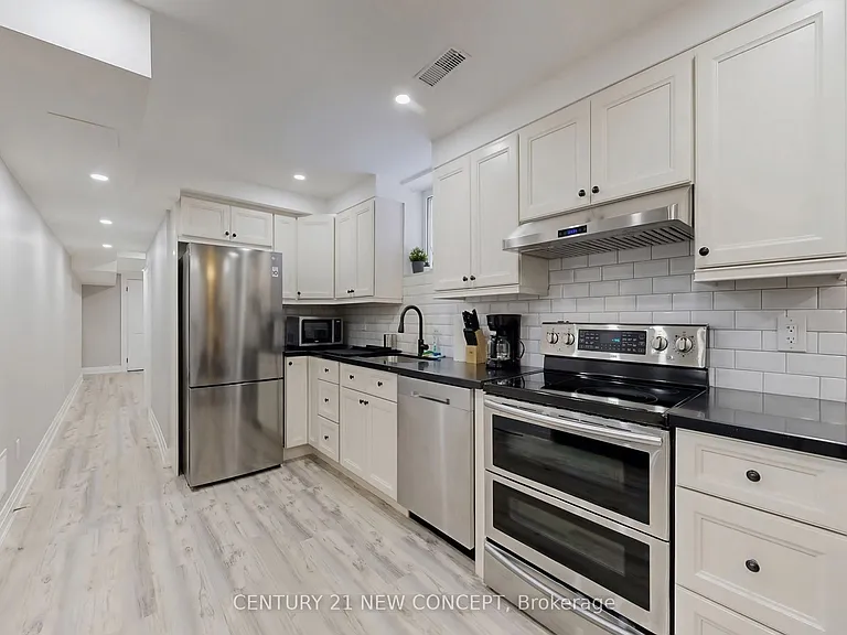 622 Sweetwater Cres #BSMNT — Photo 8
