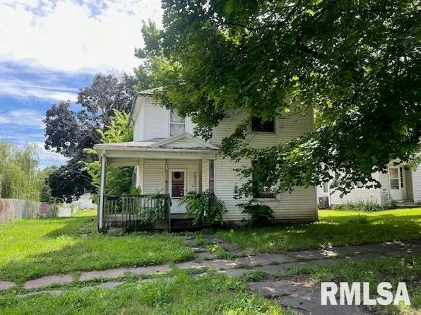 617 11th Ave S, Clinton, IA 52732