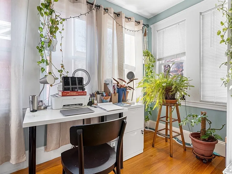 15 Batchelder St #15 — Photo 2