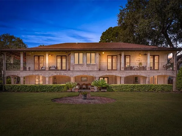 151 Park St, Brunswick, GA 31523