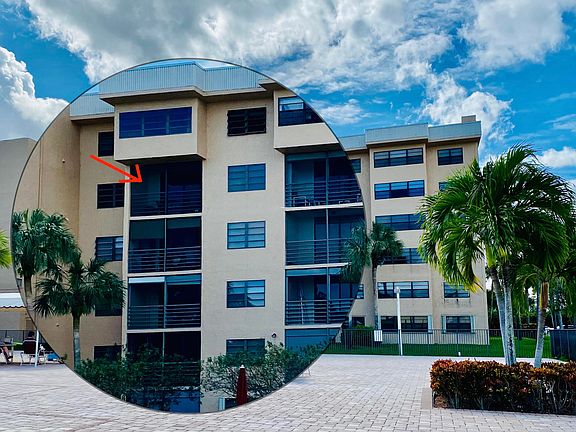 Home For Sale In Lucerne Pointe